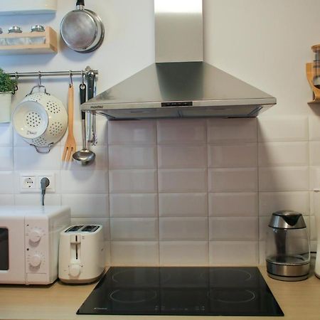 Spacious Central Flat☆3Min To Metro☆Ac|Netflix|Pc Athen Eksteriør billede