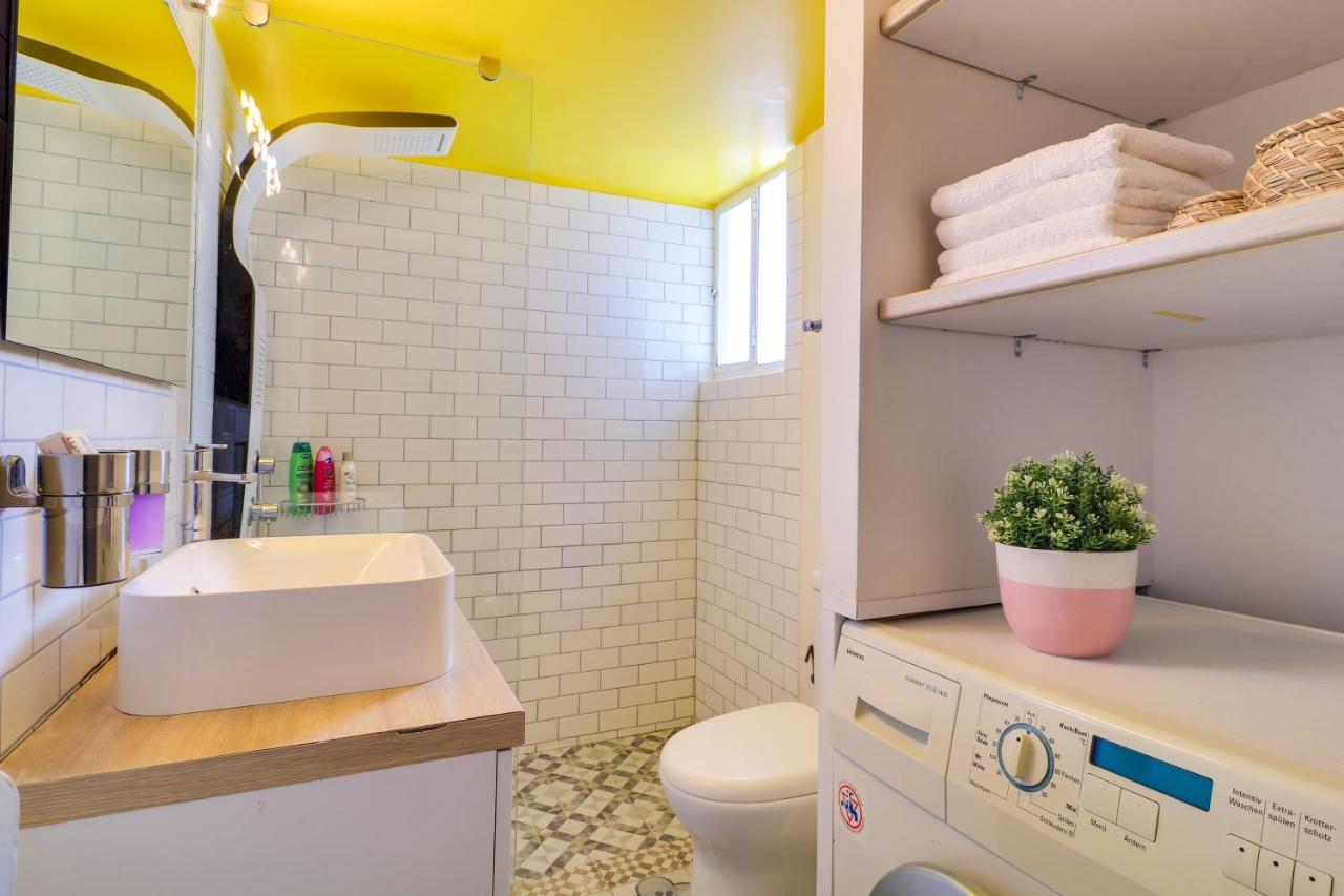 Spacious Central Flat☆3Min To Metro☆Ac|Netflix|Pc Athen Eksteriør billede