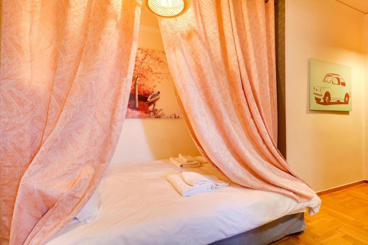 Spacious Central Flat☆3Min To Metro☆Ac|Netflix|Pc Athen Eksteriør billede