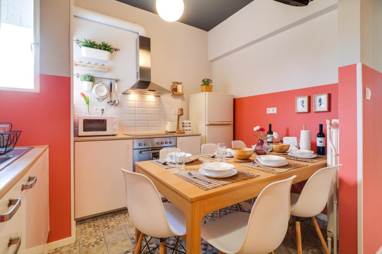 Spacious Central Flat☆3Min To Metro☆Ac|Netflix|Pc Athen Eksteriør billede
