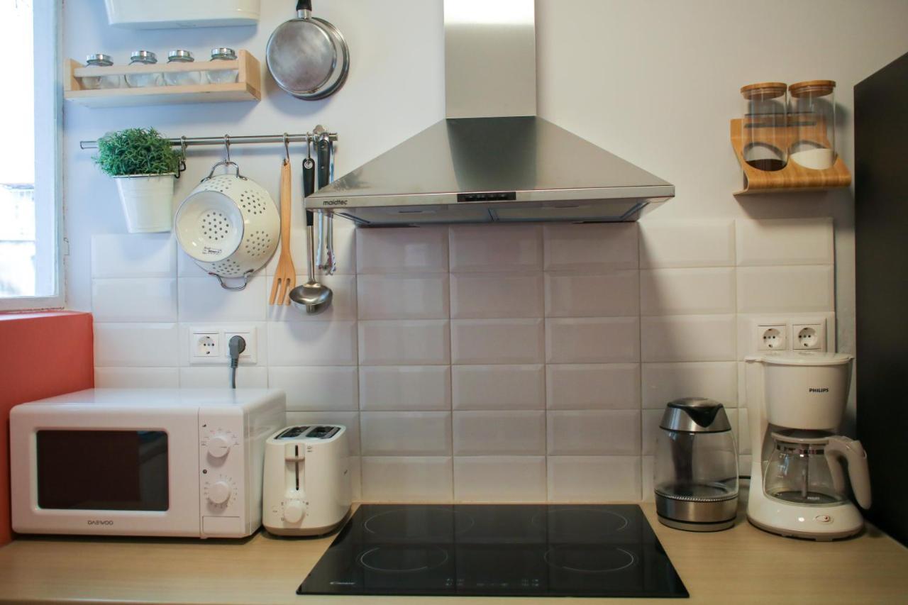 Spacious Central Flat☆3Min To Metro☆Ac|Netflix|Pc Athen Eksteriør billede